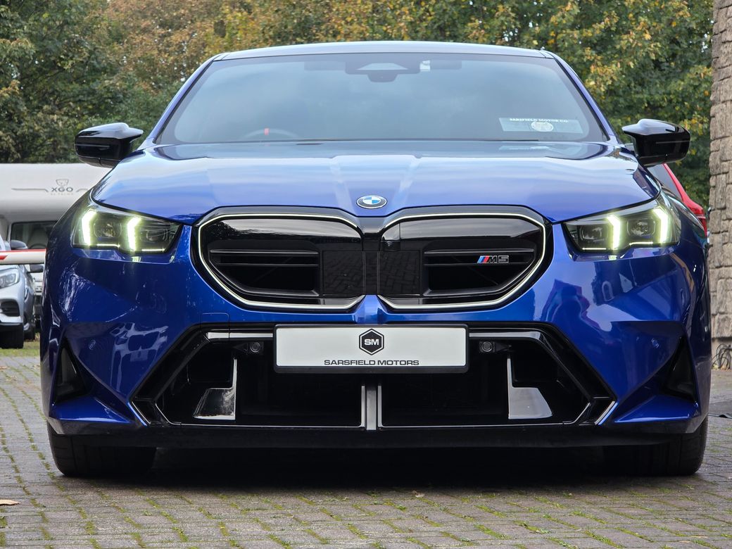 2025 BMW M5