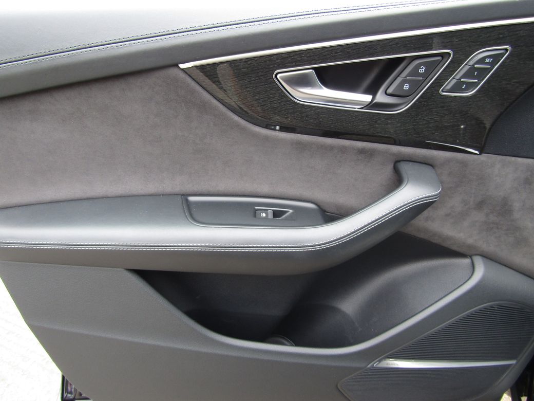 2019 Audi Q8
