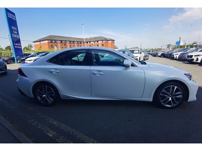 2019 Lexus IS