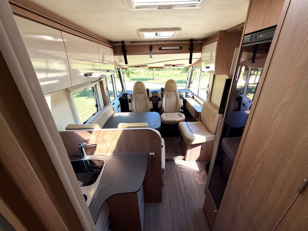 2018 BURSTNER  LYSEO I743G AUTO R.H.D Q/B 