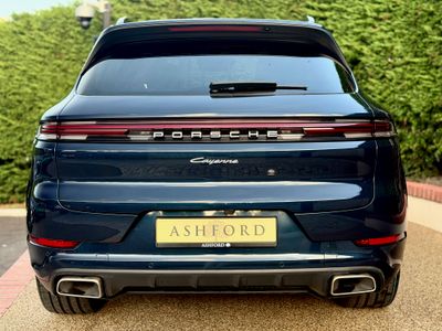 2024 Porsche Cayenne