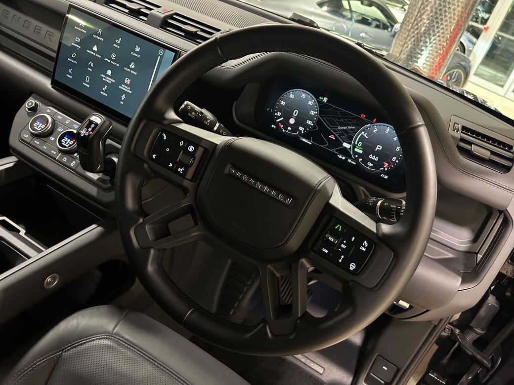 2025 Land Rover Defender