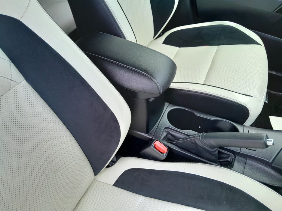 2016 Toyota Auris
