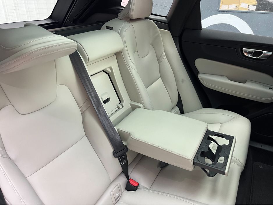 2022 Volvo XC60