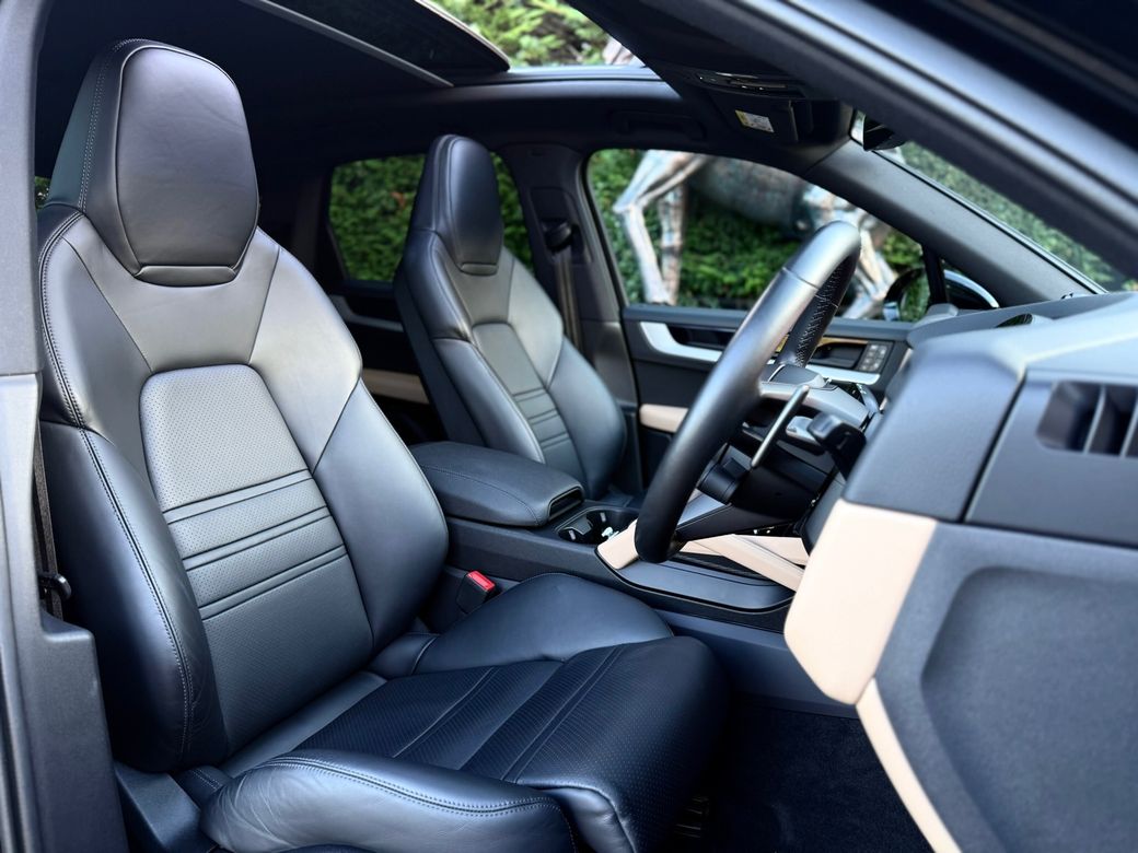 2023 Porsche Cayenne