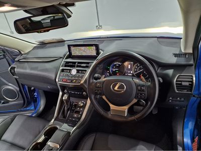 2020 Lexus NX 300h