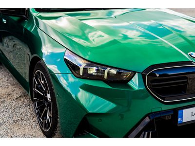 2025 BMW M5