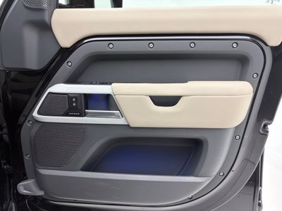 2024 Land Rover Defender 110