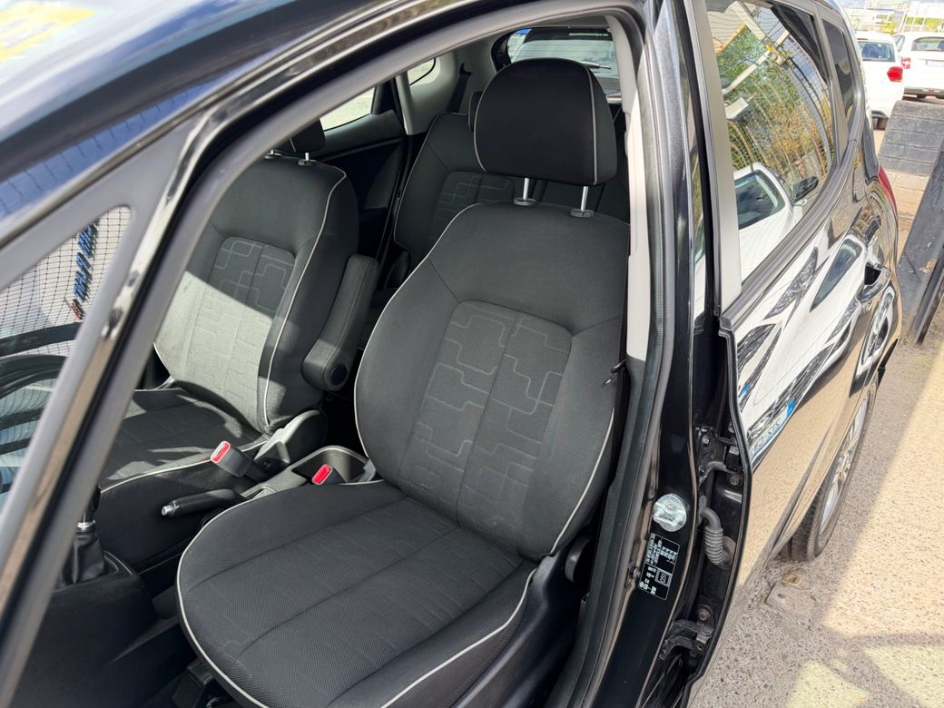 2017 Kia Venga