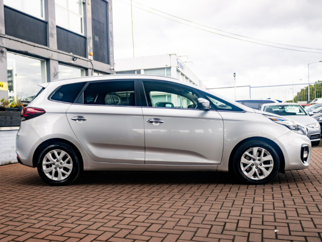 2018 Kia Carens