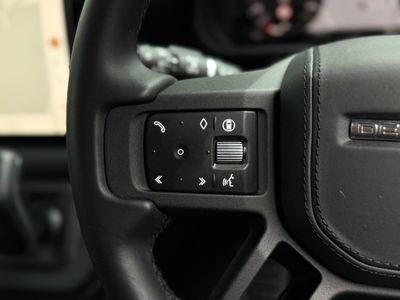 2025 Land Rover Defender