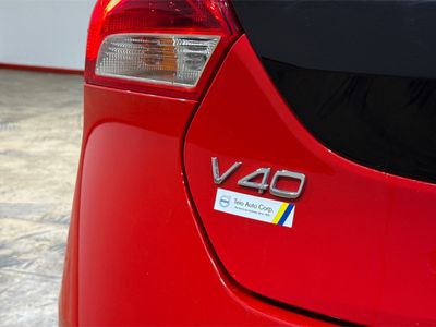 2019 Volvo V40