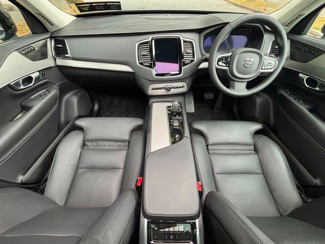 2023 Volvo XC90