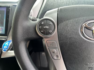 2020 Toyota Prius Alpha