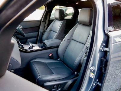 2025 Land Rover Range Rover Velar