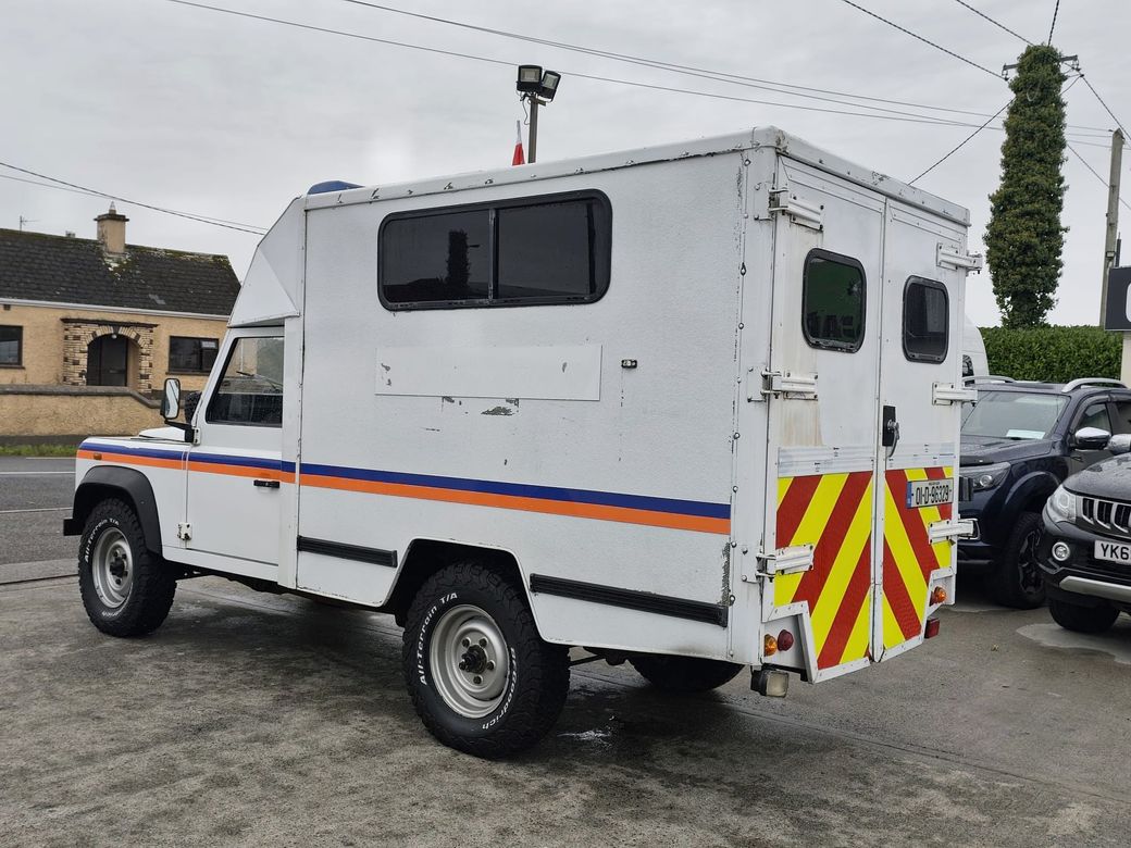 2001 Land Rover Defender