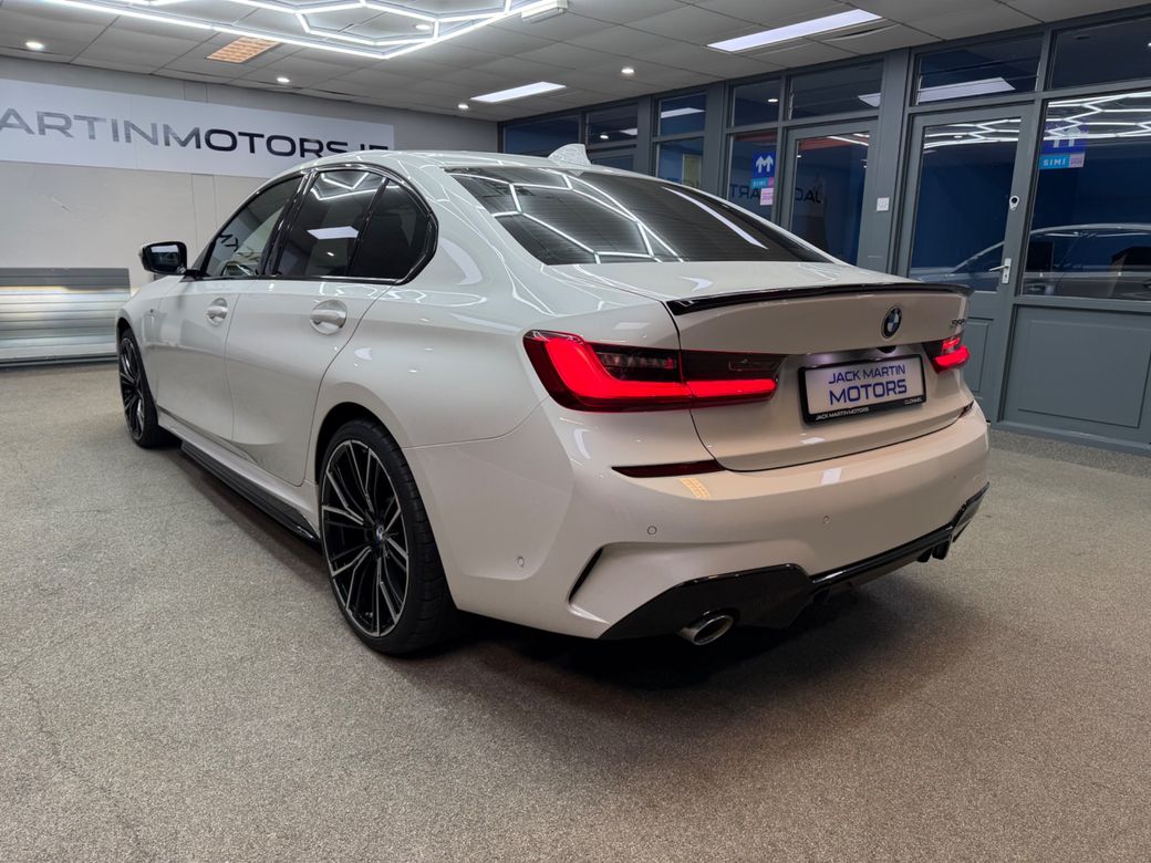 2021 BMW 330