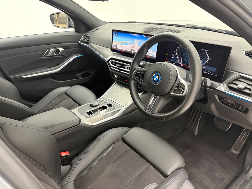 2022 BMW 3 Series