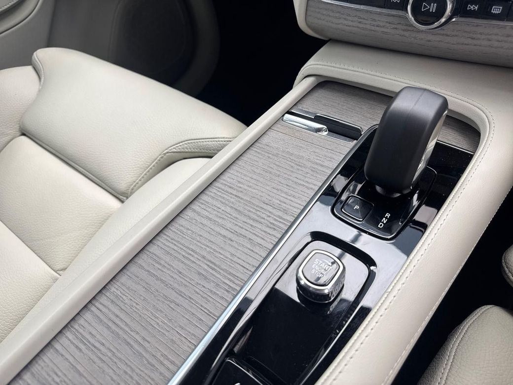 2024 Volvo XC90