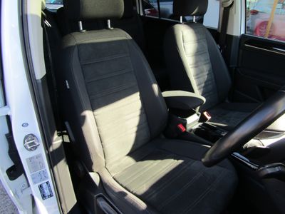 2017 Volkswagen Touran