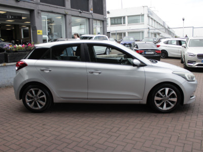 2015 Hyundai i20
