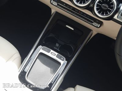 2025 Mercedes-Benz GLB Class