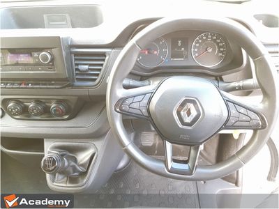 2023 Renault Trafic