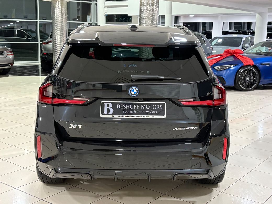 2025 BMW X1