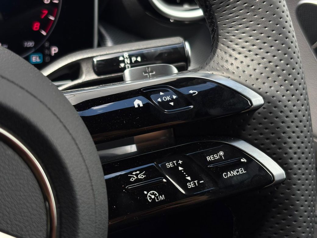 2025 Mercedes-Benz GLC Class