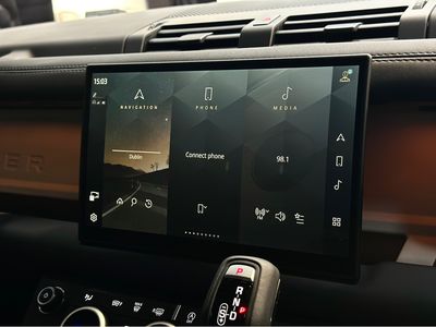 2025 Land Rover Defender