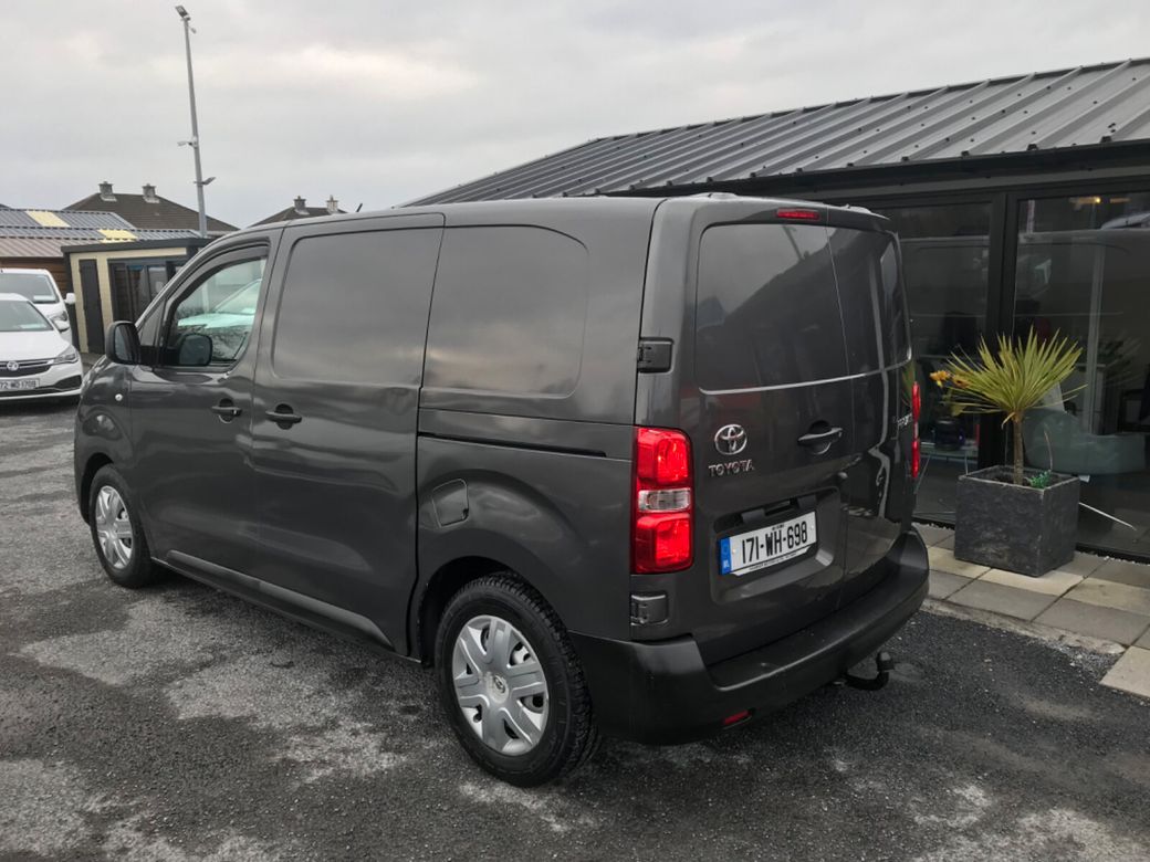 2017 Toyota Proace
