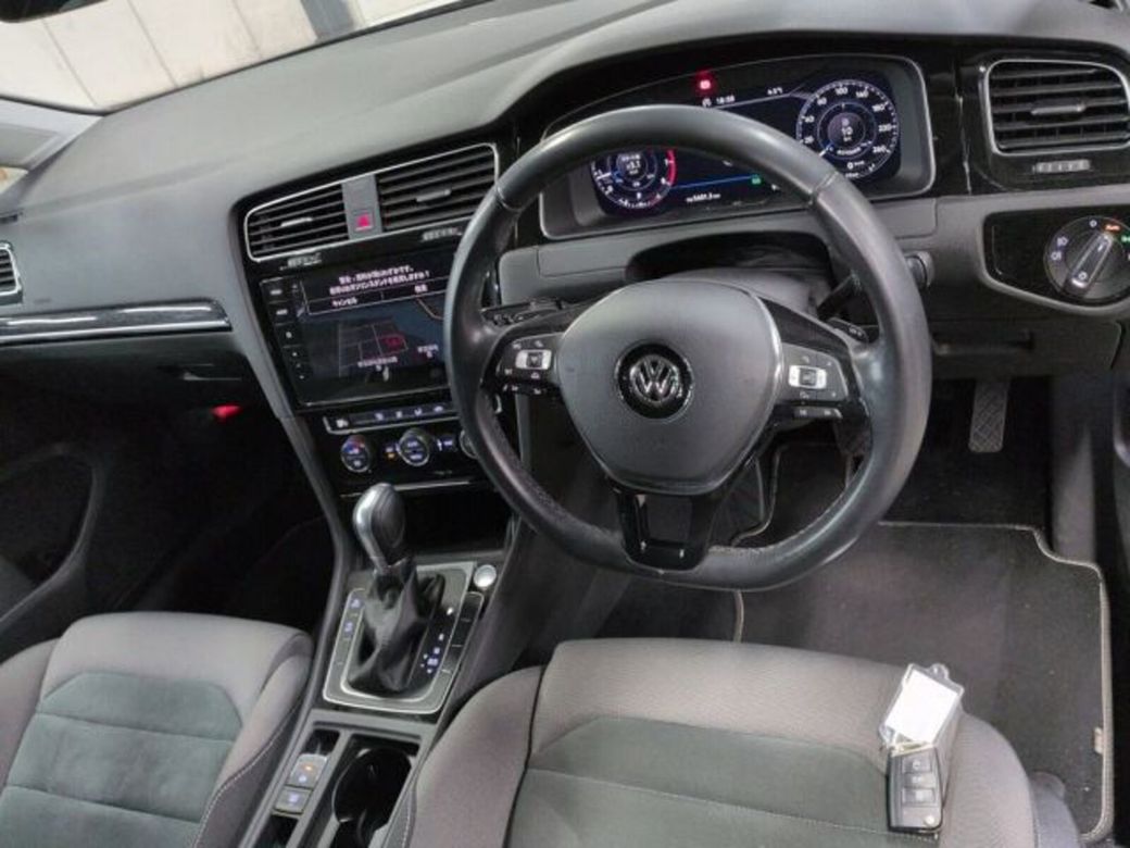 2018 Volkswagen Golf