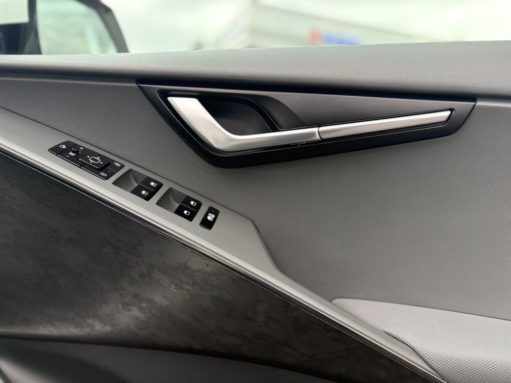 2023 Kia Niro