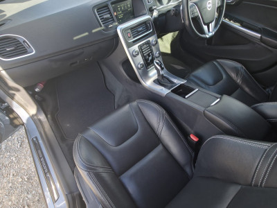 2017 Volvo V60