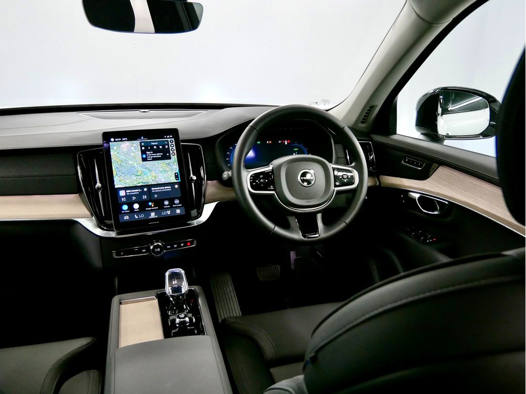 2025 Volvo XC90