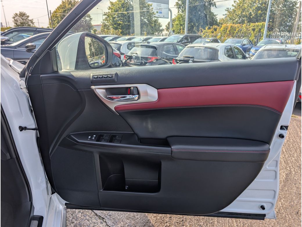 2017 Lexus CT 200h