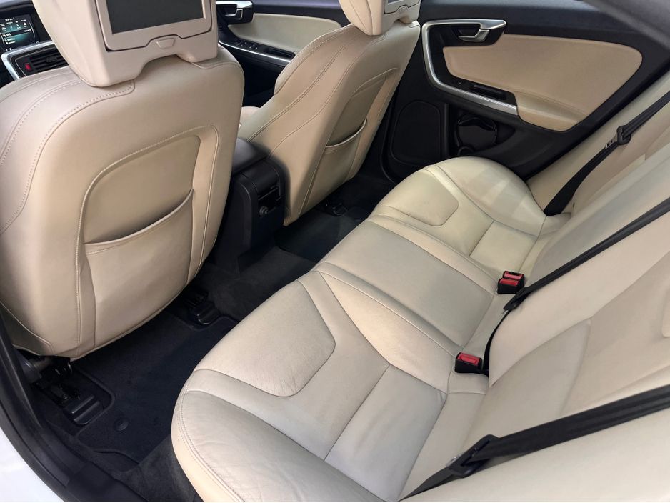 2016 Volvo S60