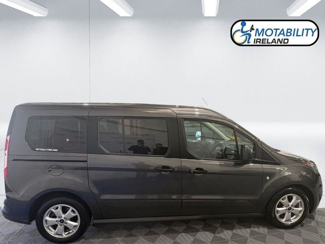 2018 Ford Tourneo