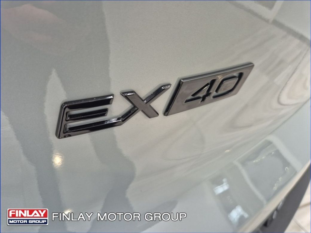 2026 Volvo EX40