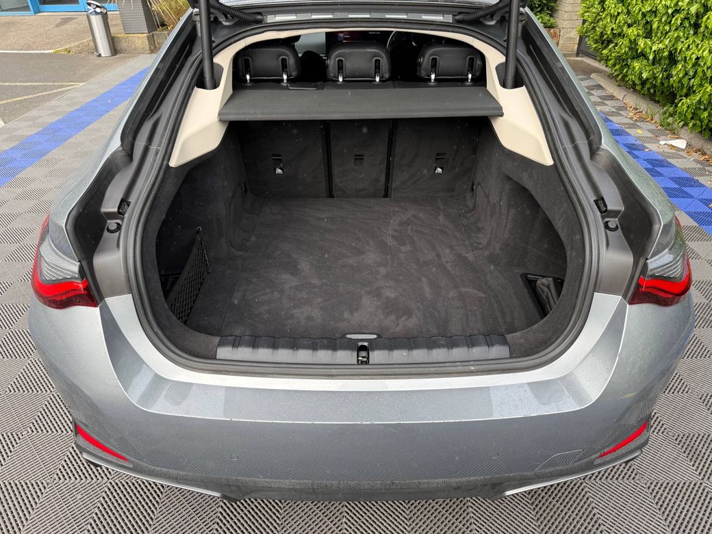 2024 BMW i4