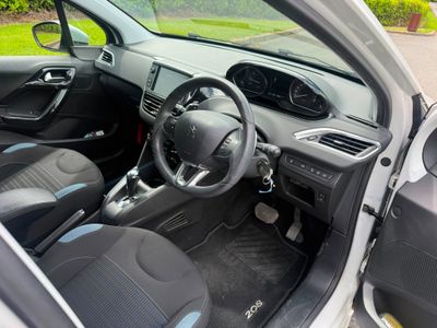 2014 Peugeot 208