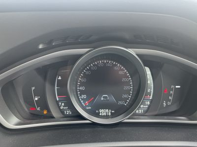 2015 Volvo V40