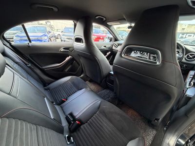 2013 Mercedes-Benz A 180