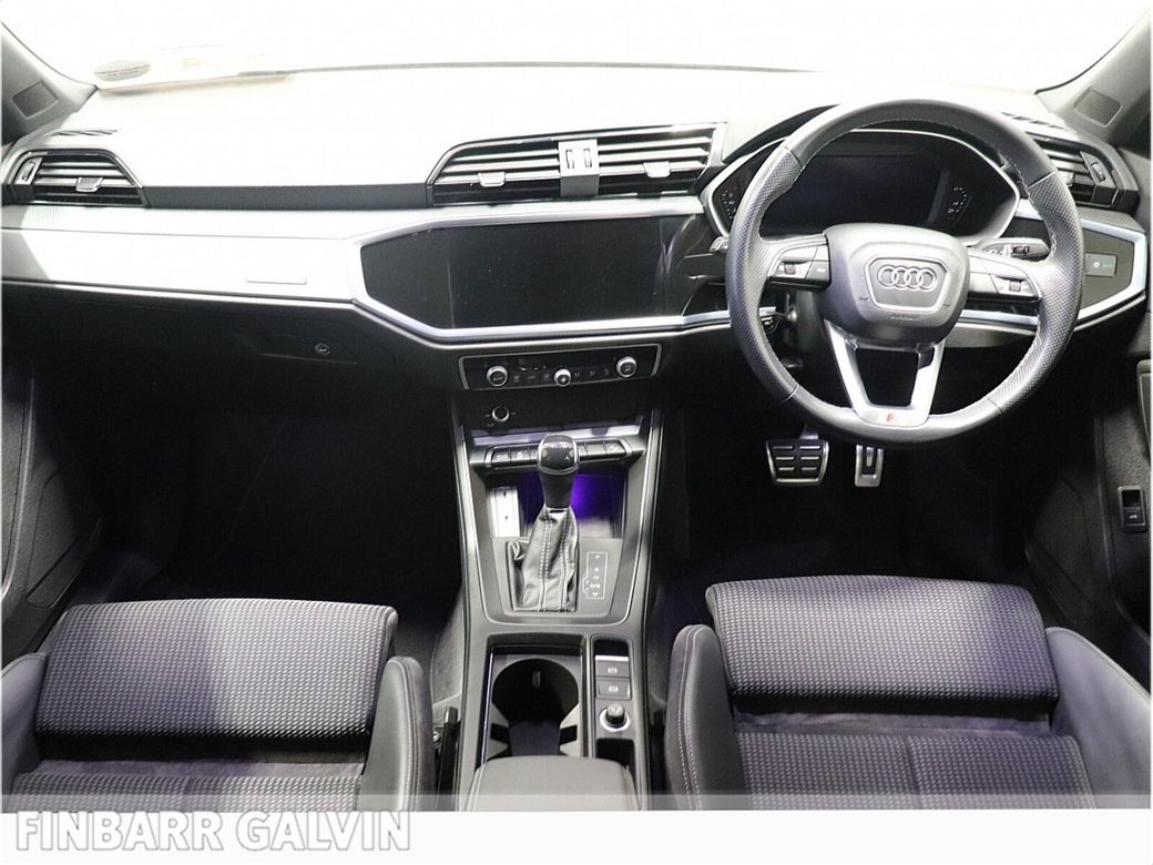2022 Audi Q3