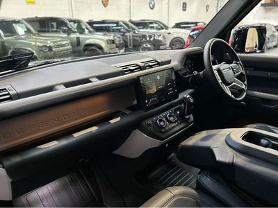 2025 Land Rover Defender