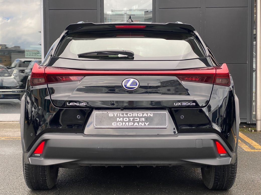 2022 Lexus UX 300e