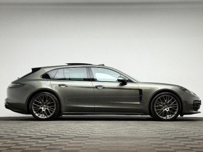 2022 Porsche Panamera