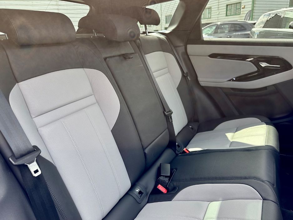 2026 Land Rover Range Rover Evoque