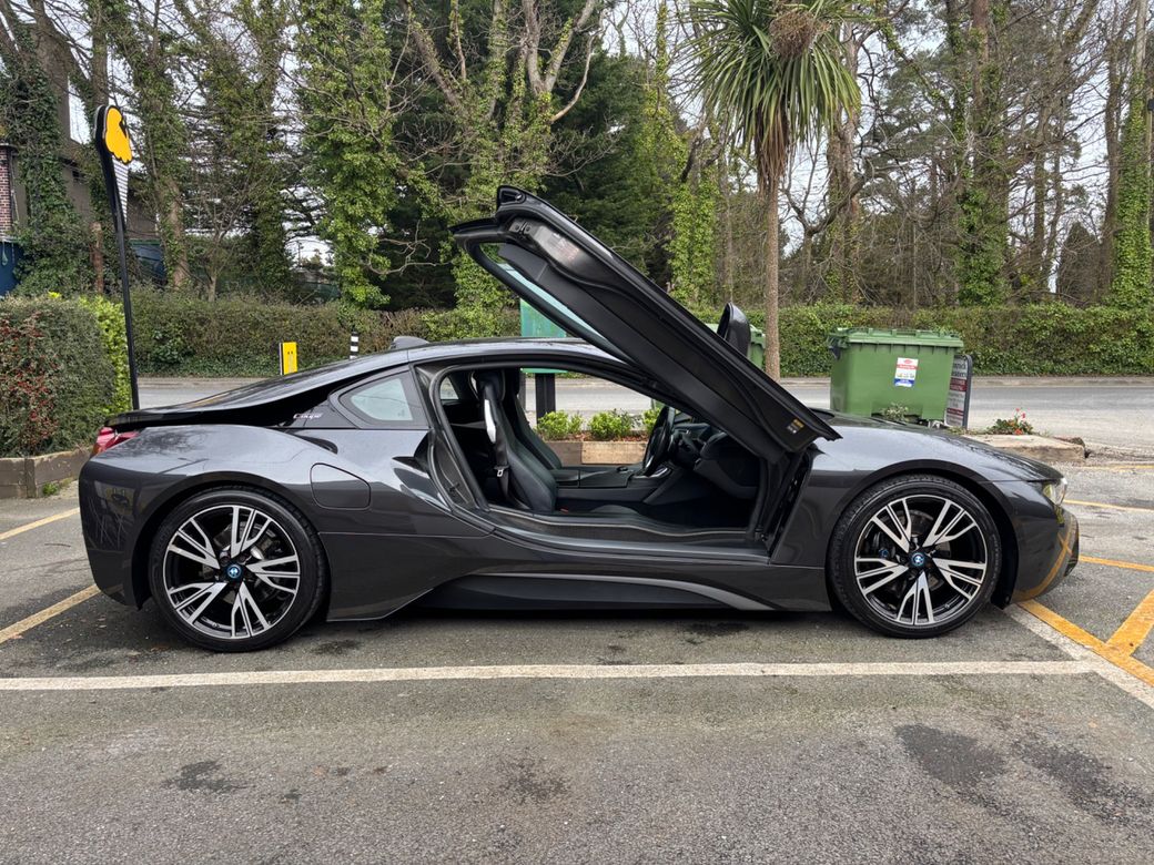2020 BMW i8