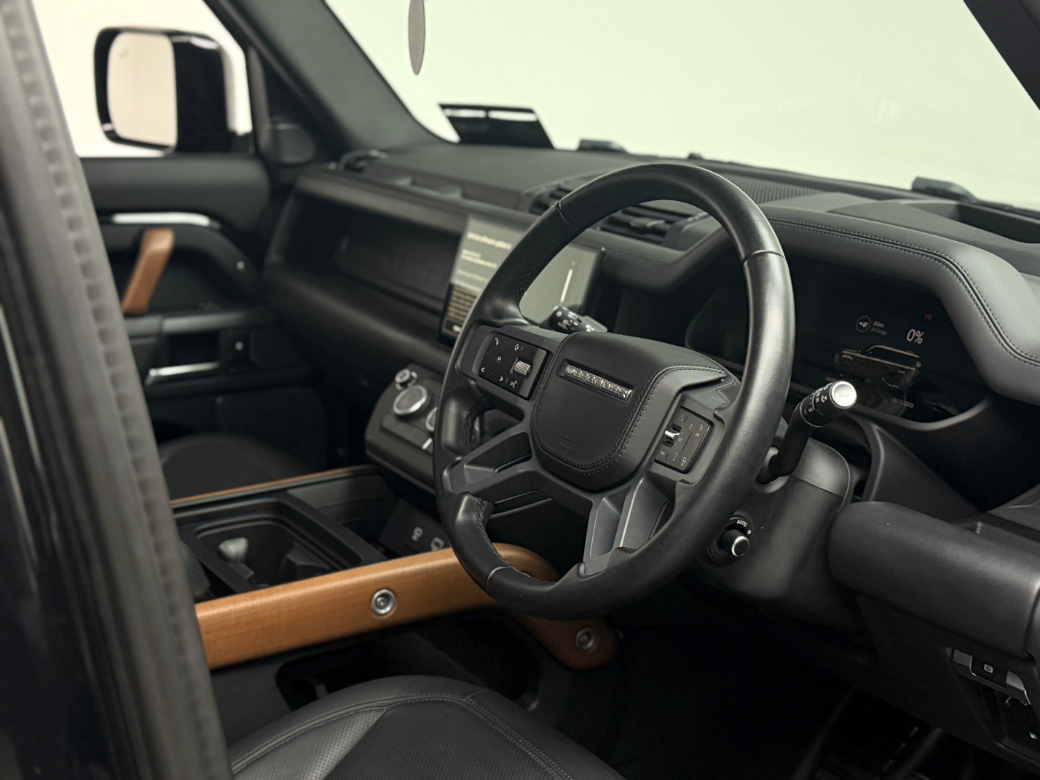 2023 Land Rover Defender